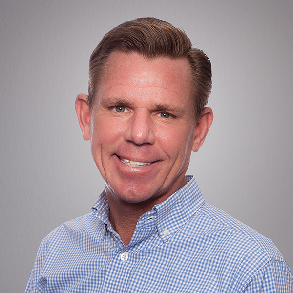 Headshot Chris Zimmerman.