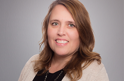 Headshot Jennifer Cook.