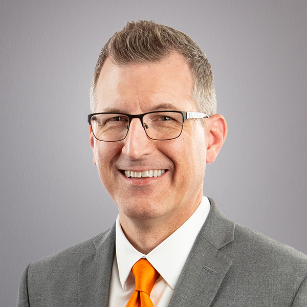 Headshot James Reed.