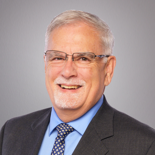 Headshot Todd Flesch.